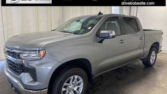 2024 Chevrolet Silverado 1500 LT — Pickup Truck — 10,443 mi — Defiance, OH