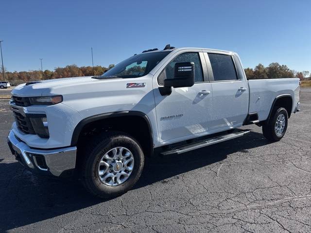 2025 Chevrolet Silverado 3500HD LT — Pickup Truck — 5,216 mi — Defiance, OH