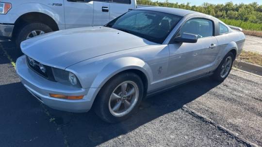 2006 Ford Mustang Base