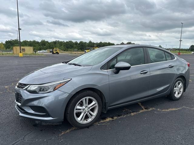 2018 Chevrolet Cruze LT — Sedan — 61,522 mi — Defiance, OH