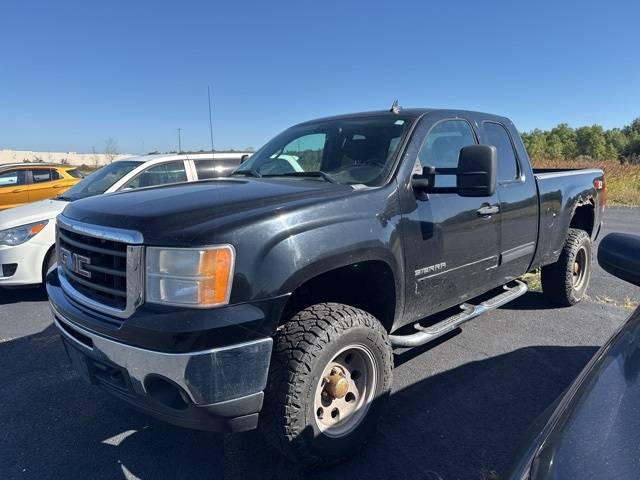 2011 GMC Sierra 1500 SLE — Pickup Truck — 266,263 mi — Defiance, OH