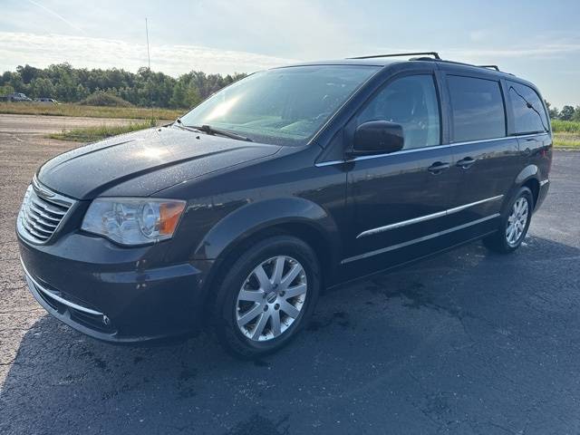 2014 Chrysler Town & Country Touring — Minivan — 180,462 mi — Defiance, OH