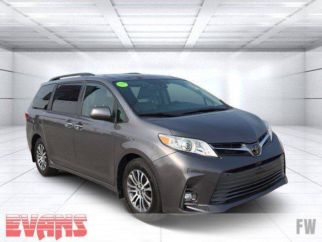 2020 Toyota Sienna XLE Premium — Minivan — 101,044 mi — Fort Wayne, IN