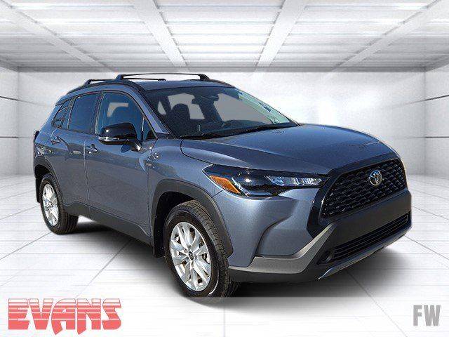 2025 Toyota Corolla Cross LE — SUV — 4,366 mi — Fort Wayne, IN
