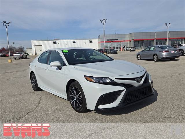 2023 Toyota Camry SE — Sedan — 69,601 mi — Fort Wayne, IN