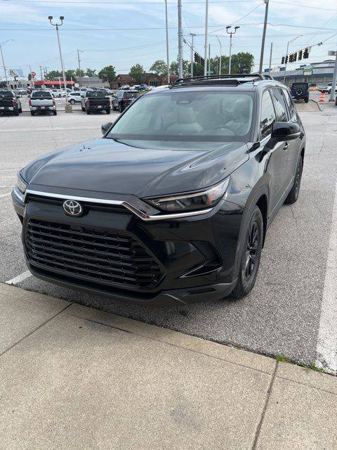 2025 Toyota Grand Highlander Hybrid XLE — SUV — 10,416 mi — Fort Wayne, IN