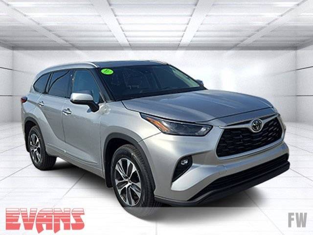 2022 Toyota Highlander XLE — SUV — 30,832 mi — Fort Wayne, IN