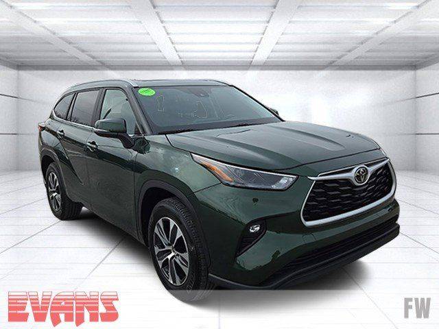 2024 Toyota Highlander XLE — SUV — 30,356 mi — Fort Wayne, IN