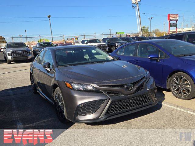 2024 Toyota Camry SE — Sedan — 58,466 mi — Fort Wayne, IN