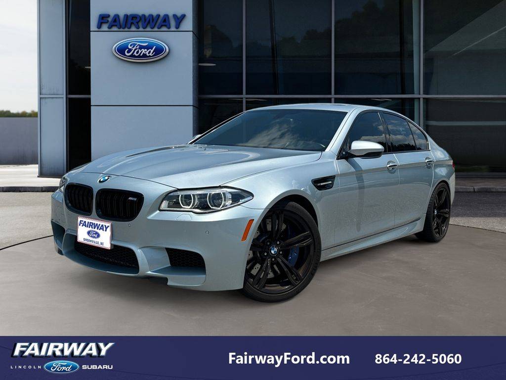 2015 BMW M5 Standard