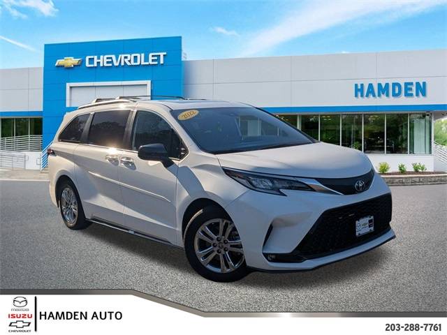 2022 Toyota Sienna XSE — Minivan — 21,469 mi — Hamden, CT