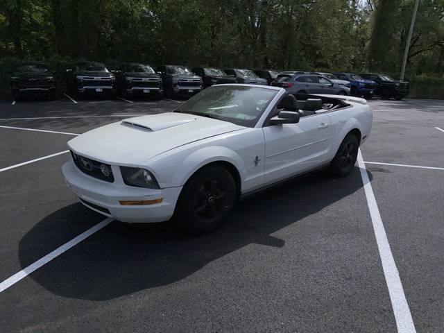 2006 Ford Mustang Base — Convertible — 166,566 mi — Hamden, CT