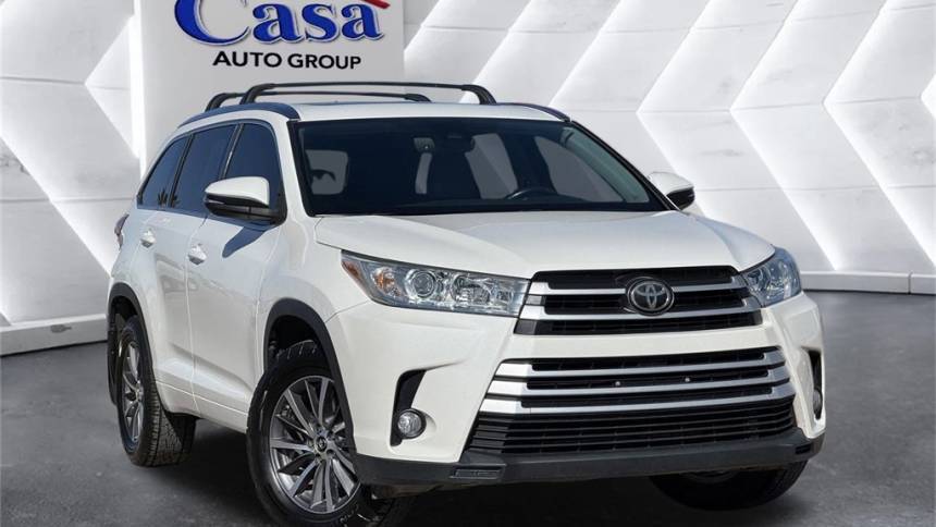 2017 Toyota Highlander XLE — SUV — 104,648 mi — Alamogordo, NM