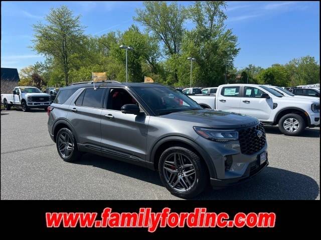 2025 Ford Explorer ST — SUV — 2,478 mi — Enfield, CT