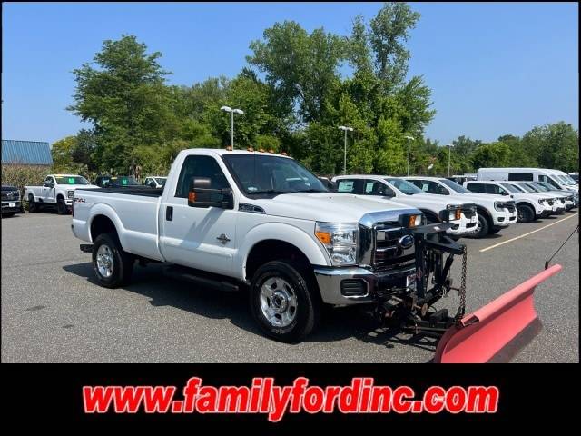 2011 Ford Super Duty F-350 XLT — Pickup Truck — 19,901 mi — Enfield, CT