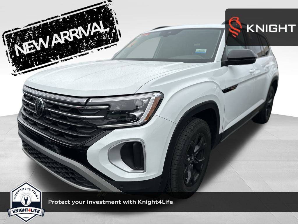 2024 Volkswagen Atlas Peak Edition SE with Technology — SUV — 52,316 mi — Elk Grove, CA