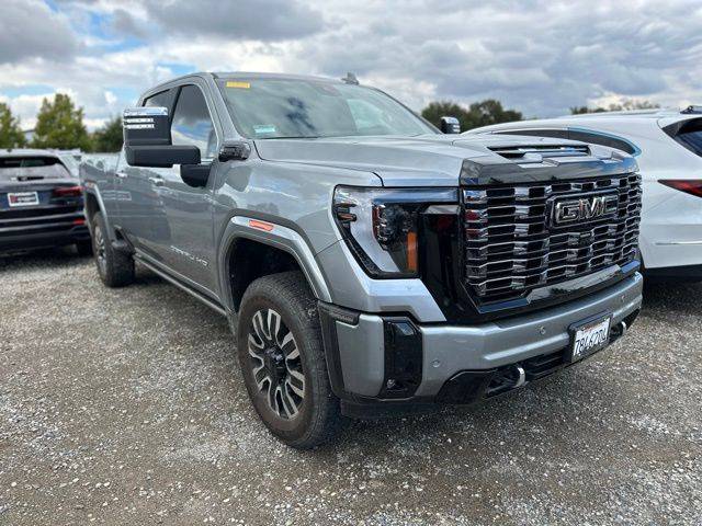 2025 GMC Sierra 2500HD Denali Ultimate — Pickup Truck — 10,025 mi — Elk Grove, CA