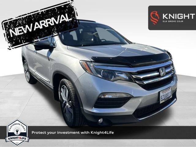 2017 Honda Pilot Touring — SUV — 97,365 mi — Elk Grove, CA