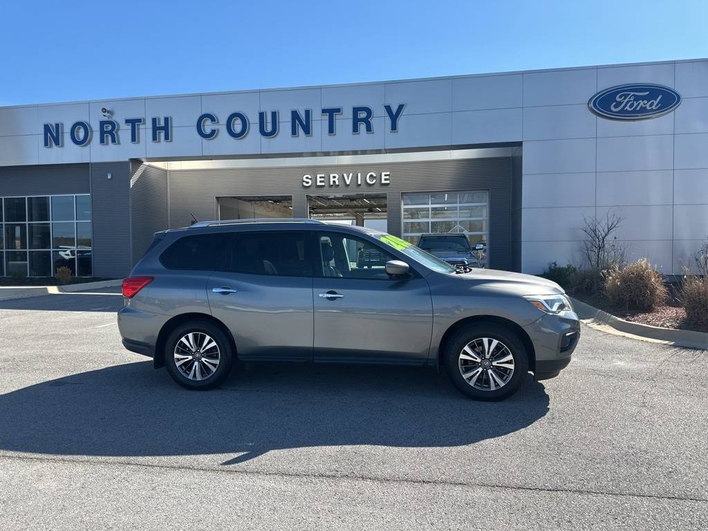 2017 Nissan Pathfinder SL — SUV — 67,892 mi — Arab, AL