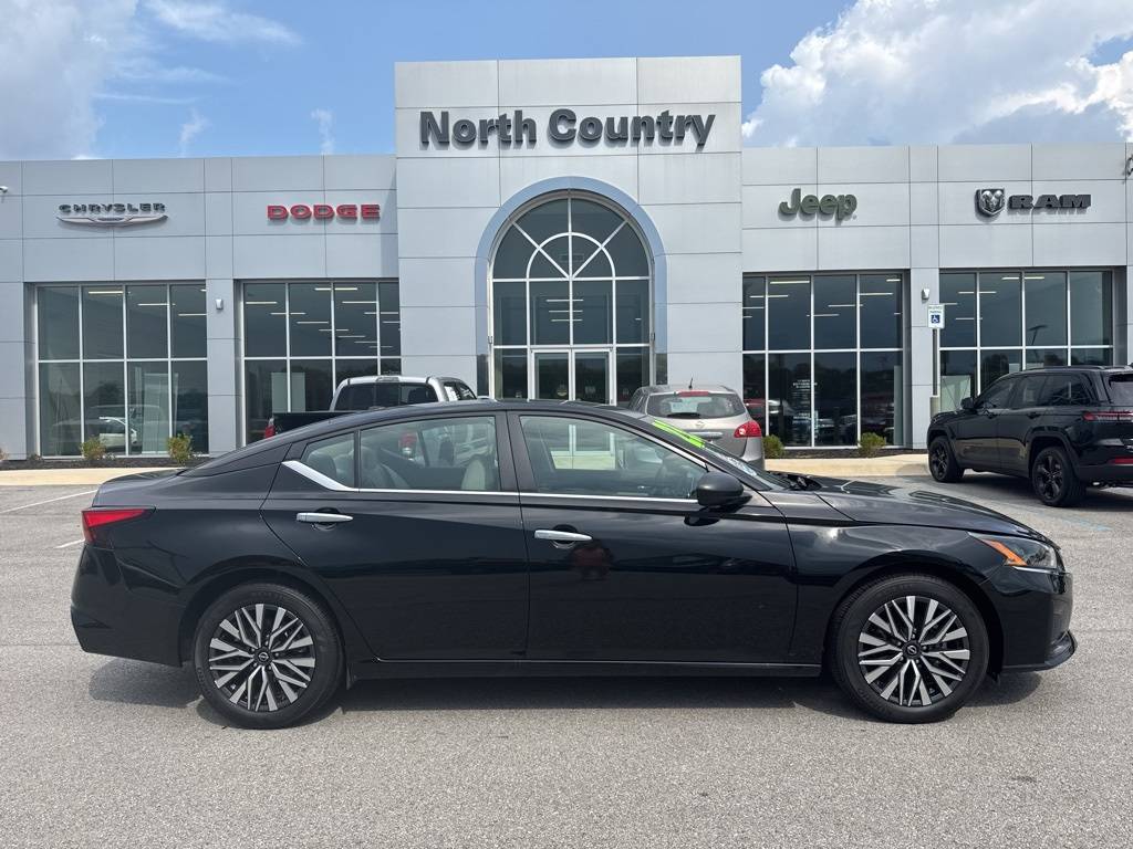 2025 Nissan Altima SV — Sedan — 9,695 mi — Arab, AL