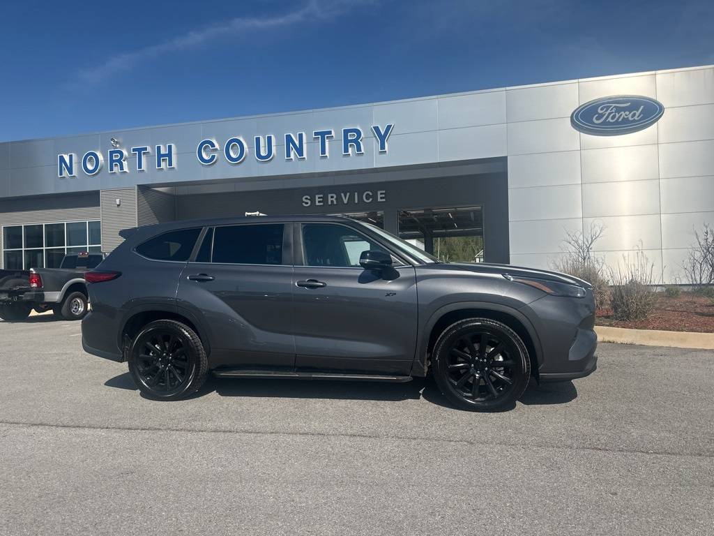 2023 Toyota Highlander LE — SUV — 33,799 mi — Arab, AL