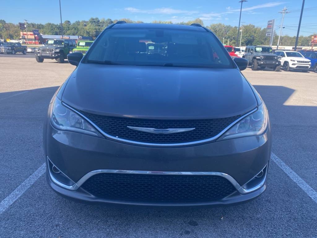 2017 Chrysler Pacifica Touring L — Minivan — 136,637 mi — Arab, AL