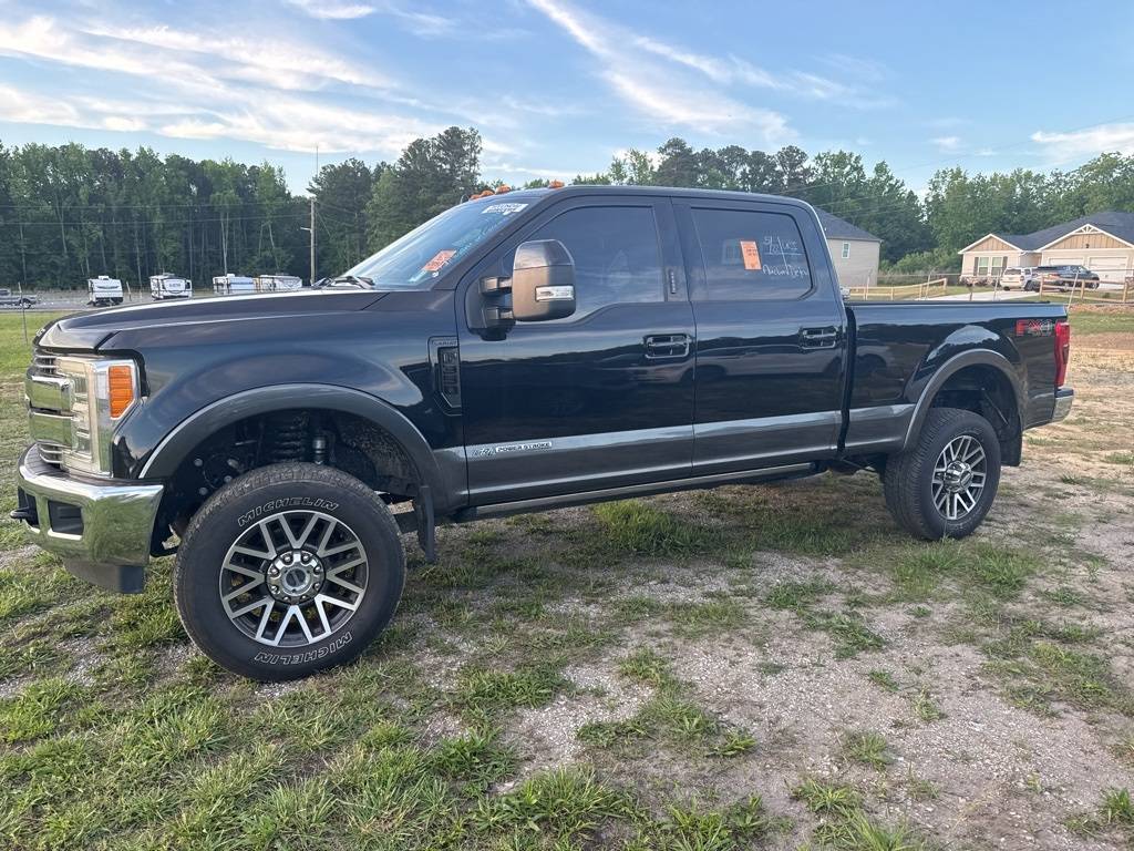2019 Ford Super Duty F-350 Lariat — Pickup Truck — 68,925 mi — Arab, AL