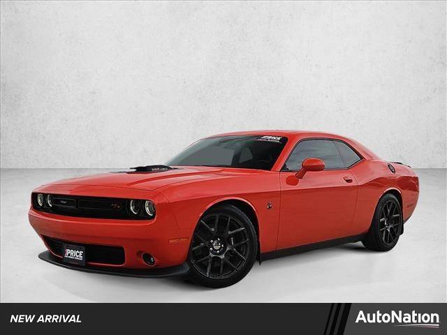 2016 Dodge Challenger 392 Hemi Scat Pack Shaker