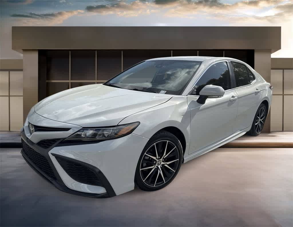 2024 Toyota Camry SE — Sedan — 11,764 mi — Miami, FL