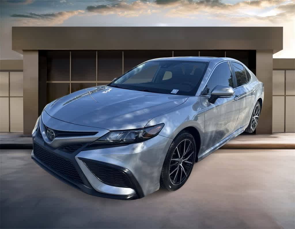 2022 Toyota Camry SE — Sedan — 36,237 mi — Miami, FL