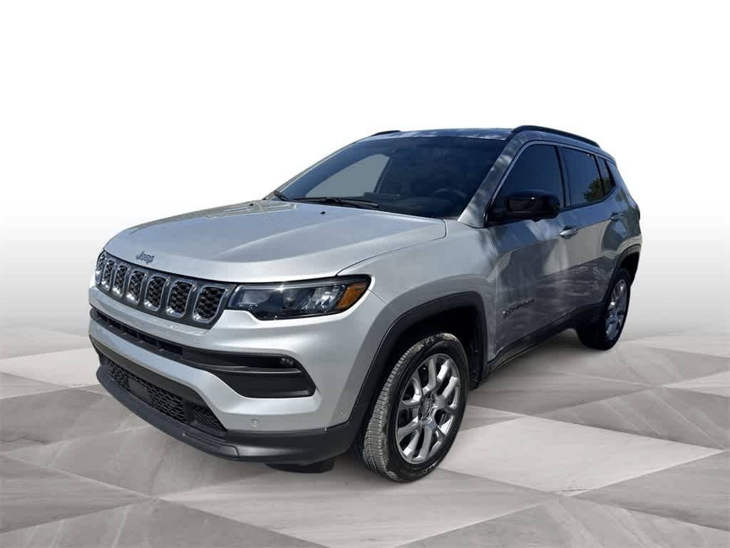 2024 Jeep Compass Latitude Lux — SUV — 1,398 mi — Miami, FL