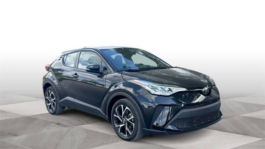 2022 Toyota C-HR XLE