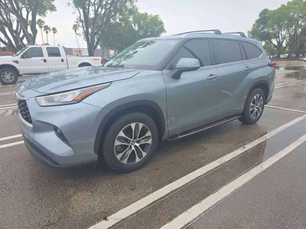 2020 Toyota Highlander XLE — SUV — 71,583 mi — Miami, FL