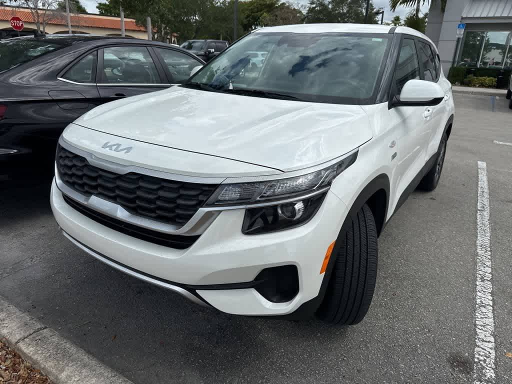2022 Kia Seltos LX — SUV — 9,800 mi — Miami, FL