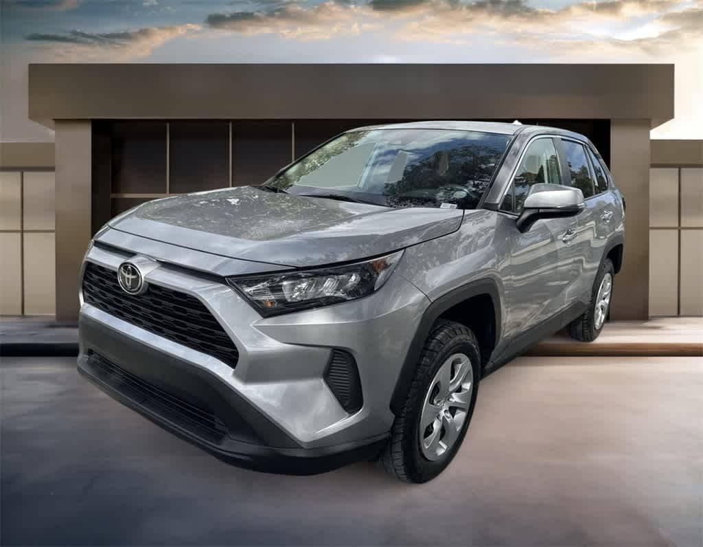 2022 Toyota RAV4 LE — SUV — 33,168 mi — Miami, FL