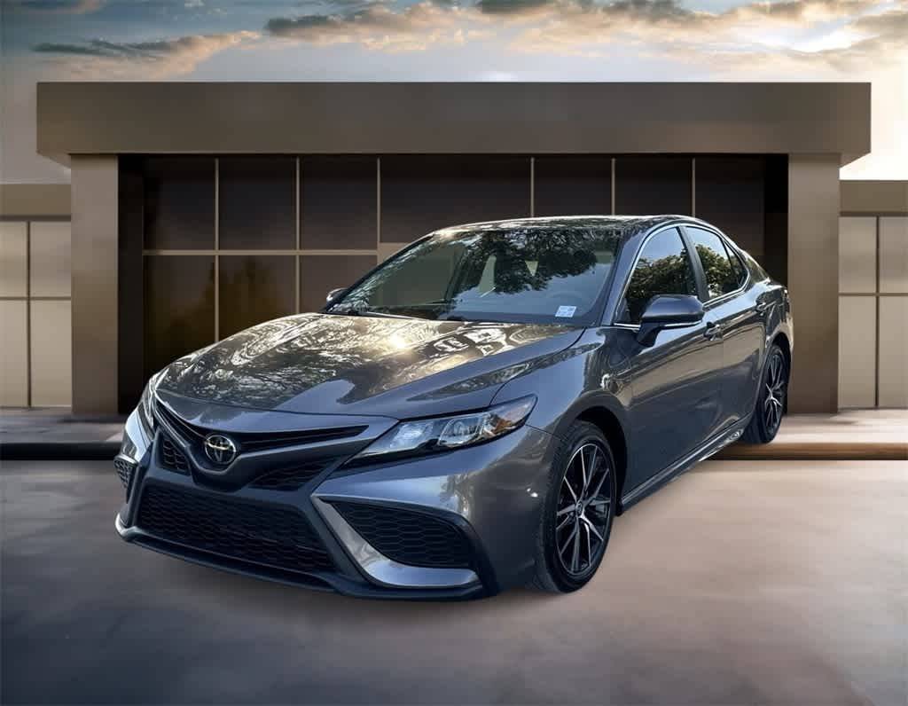 2024 Toyota Camry SE — Sedan — 9,790 mi — Miami, FL