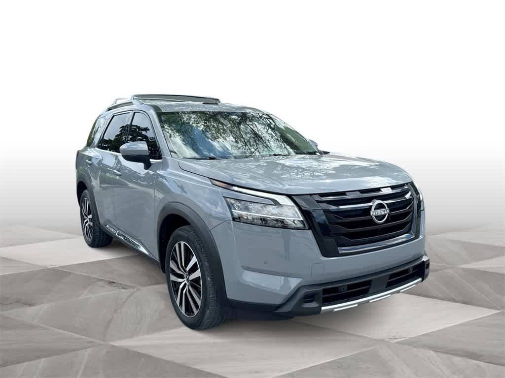 2023 Nissan Pathfinder Platinum — SUV — 17,156 mi — Miami, FL