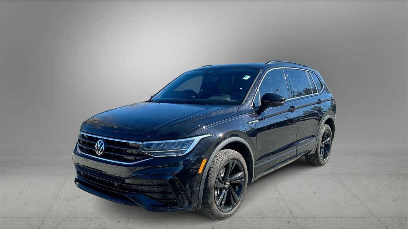 2024 Volkswagen Tiguan SE R-Line Black — SUV — 19,696 mi — Wesley Chapel, FL