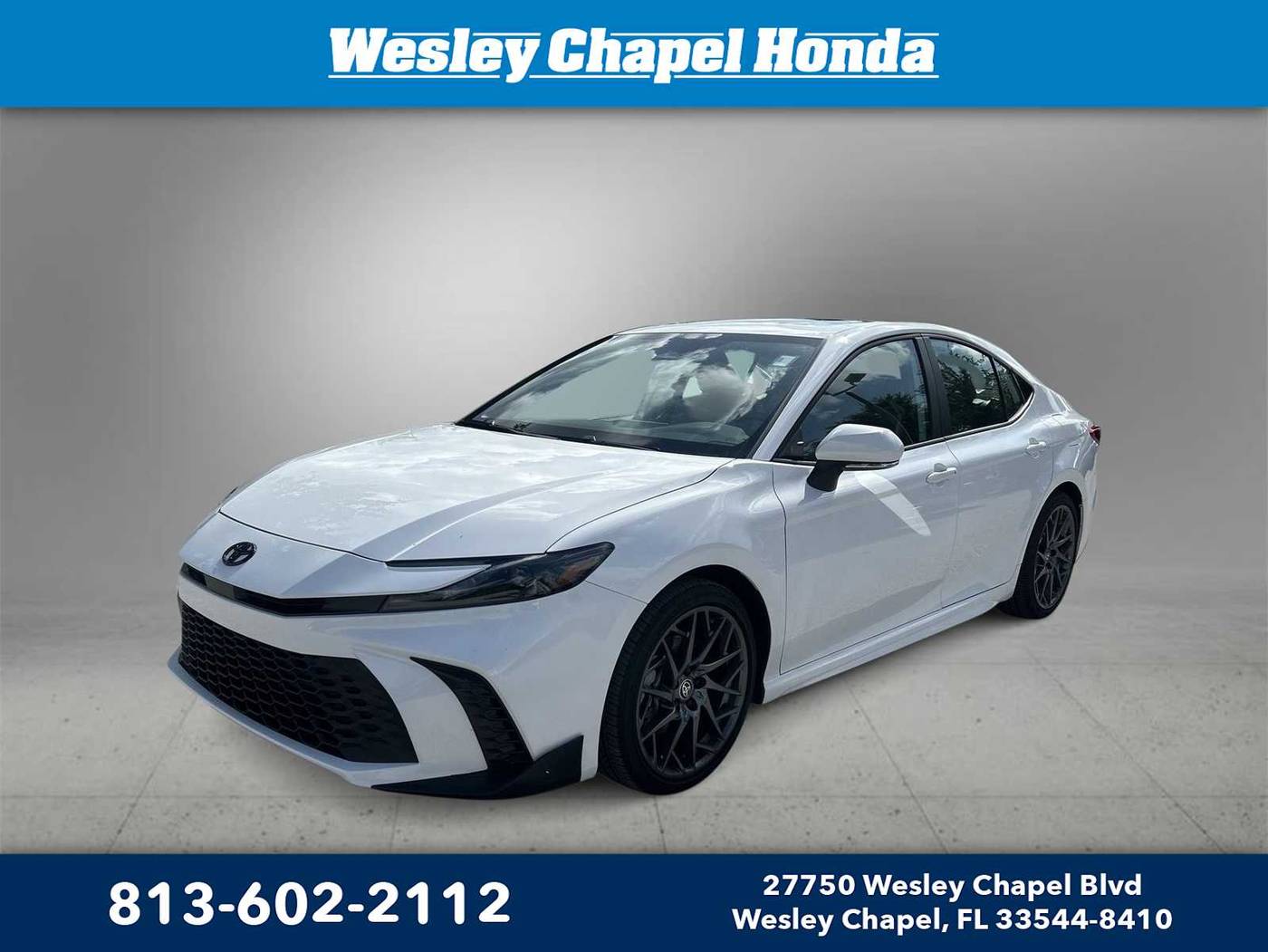 2025 Toyota Camry SE — Sedan — 988 mi — Wesley Chapel, FL