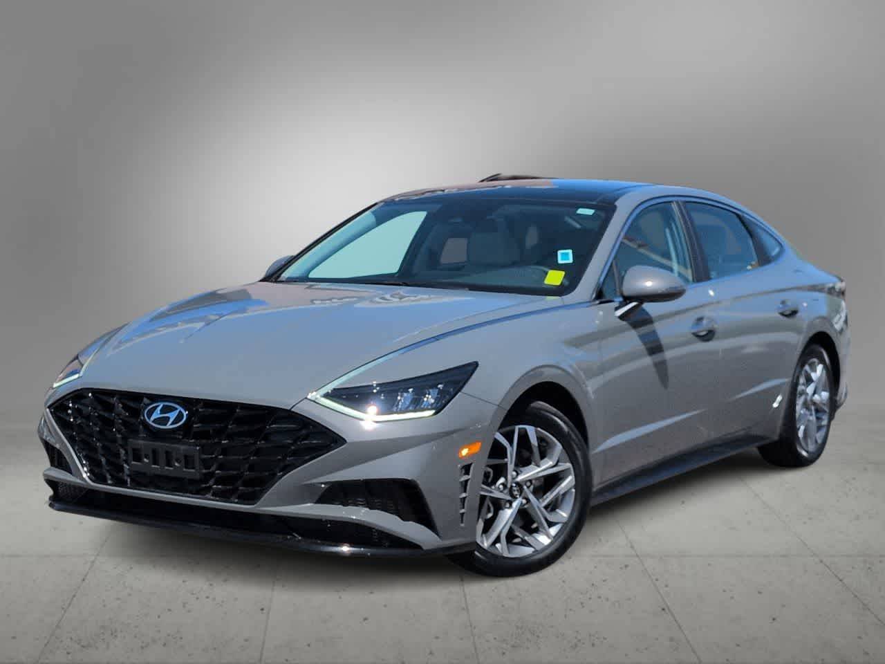 2022 Hyundai Sonata SEL — Sedan — 27,825 mi — Las Vegas, NV
