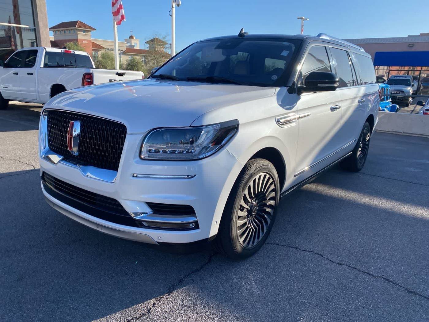 2018 Lincoln Navigator Black Label — SUV — 117,594 mi — Las Vegas, NV
