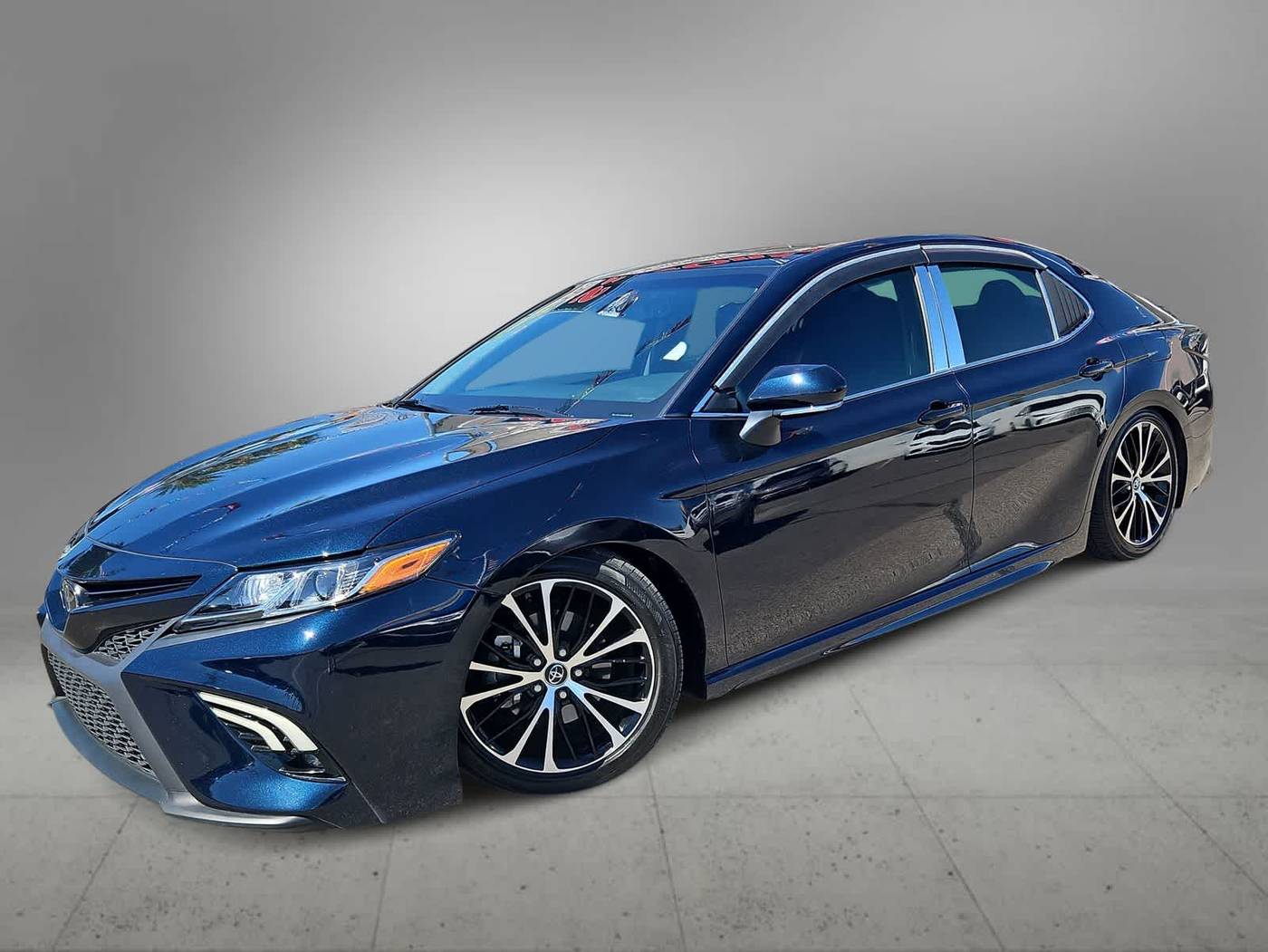 2018 Toyota Camry SE — Sedan — 39,697 mi — Las Vegas, NV