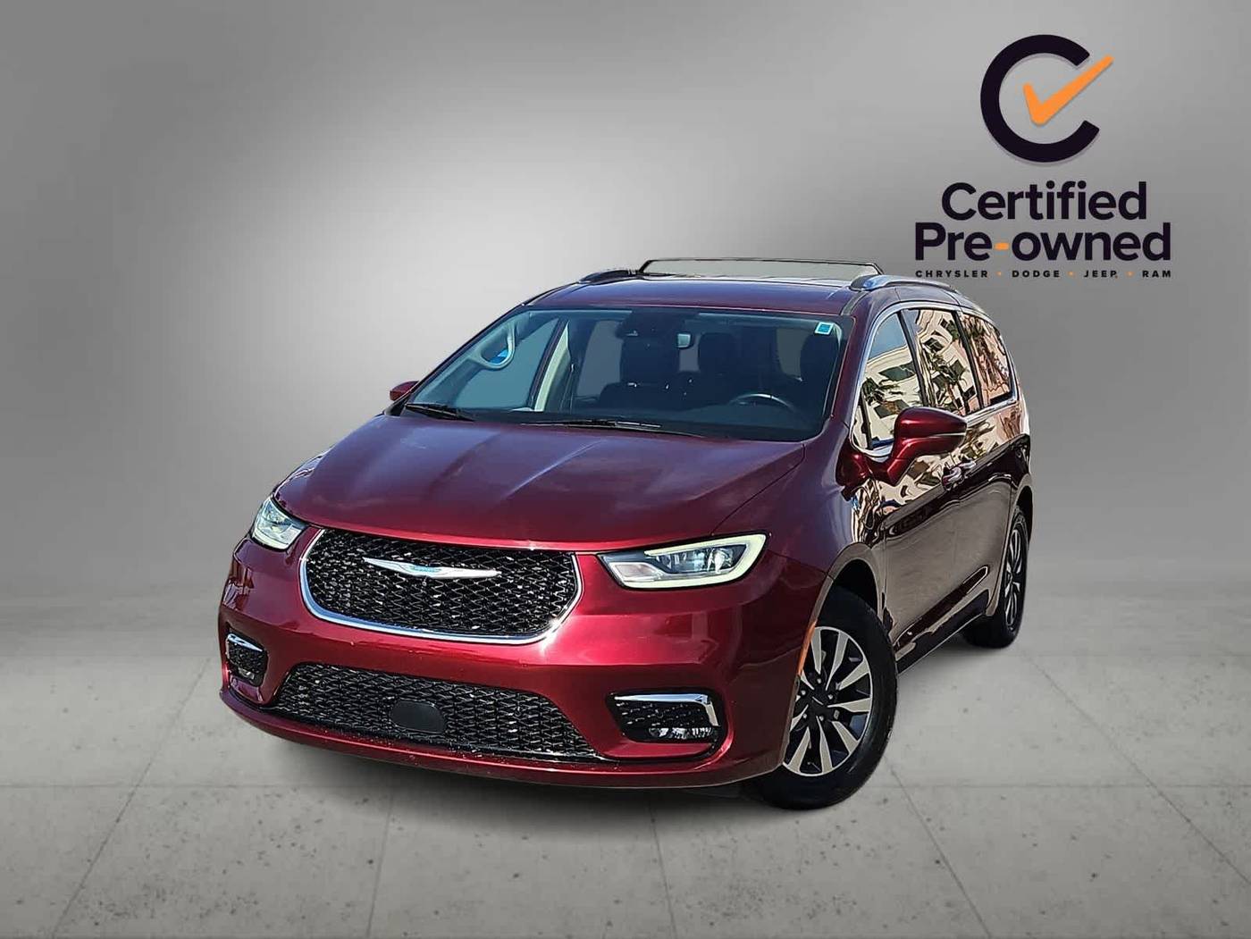 2021 Chrysler Pacifica Hybrid Touring L — Minivan — 61,696 mi — Las Vegas, NV
