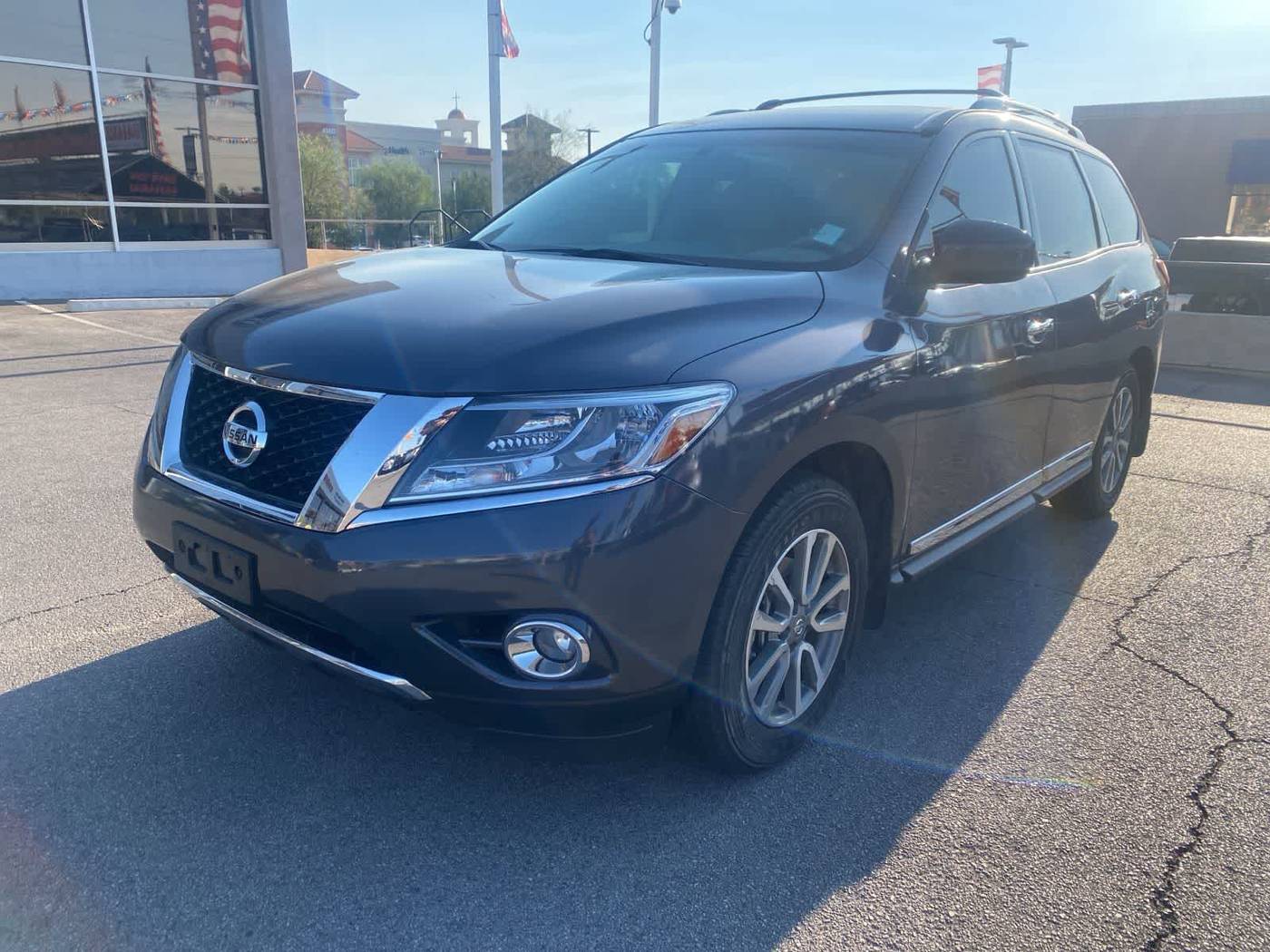 2014 Nissan Pathfinder SL — SUV — 54,618 mi — Las Vegas, NV