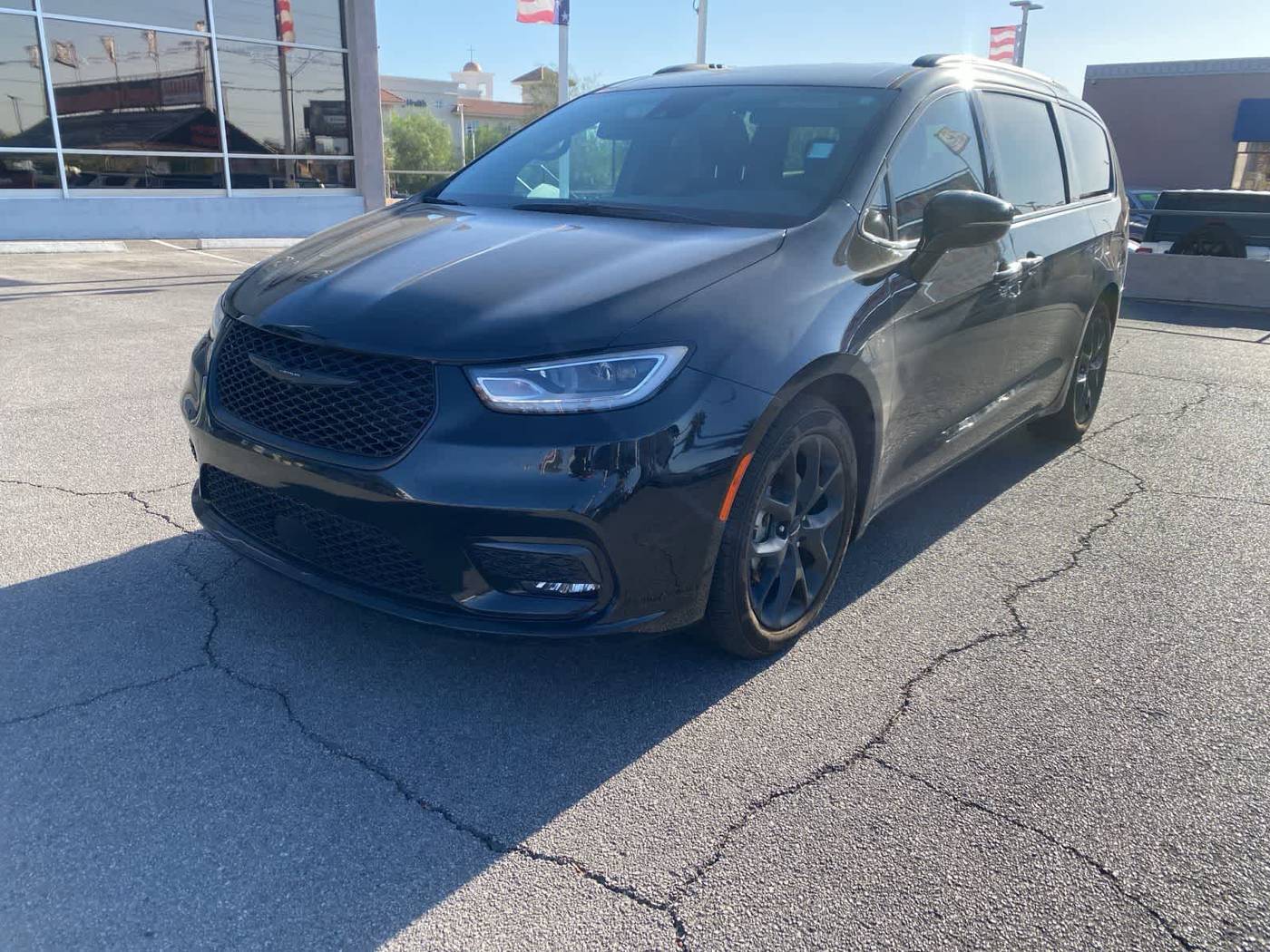 2021 Chrysler Pacifica Touring — Minivan — 86,310 mi — Las Vegas, NV