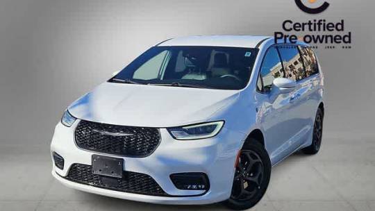 2022 Chrysler Pacifica Hybrid Touring L — Minivan — 62,922 mi — Las Vegas, NV