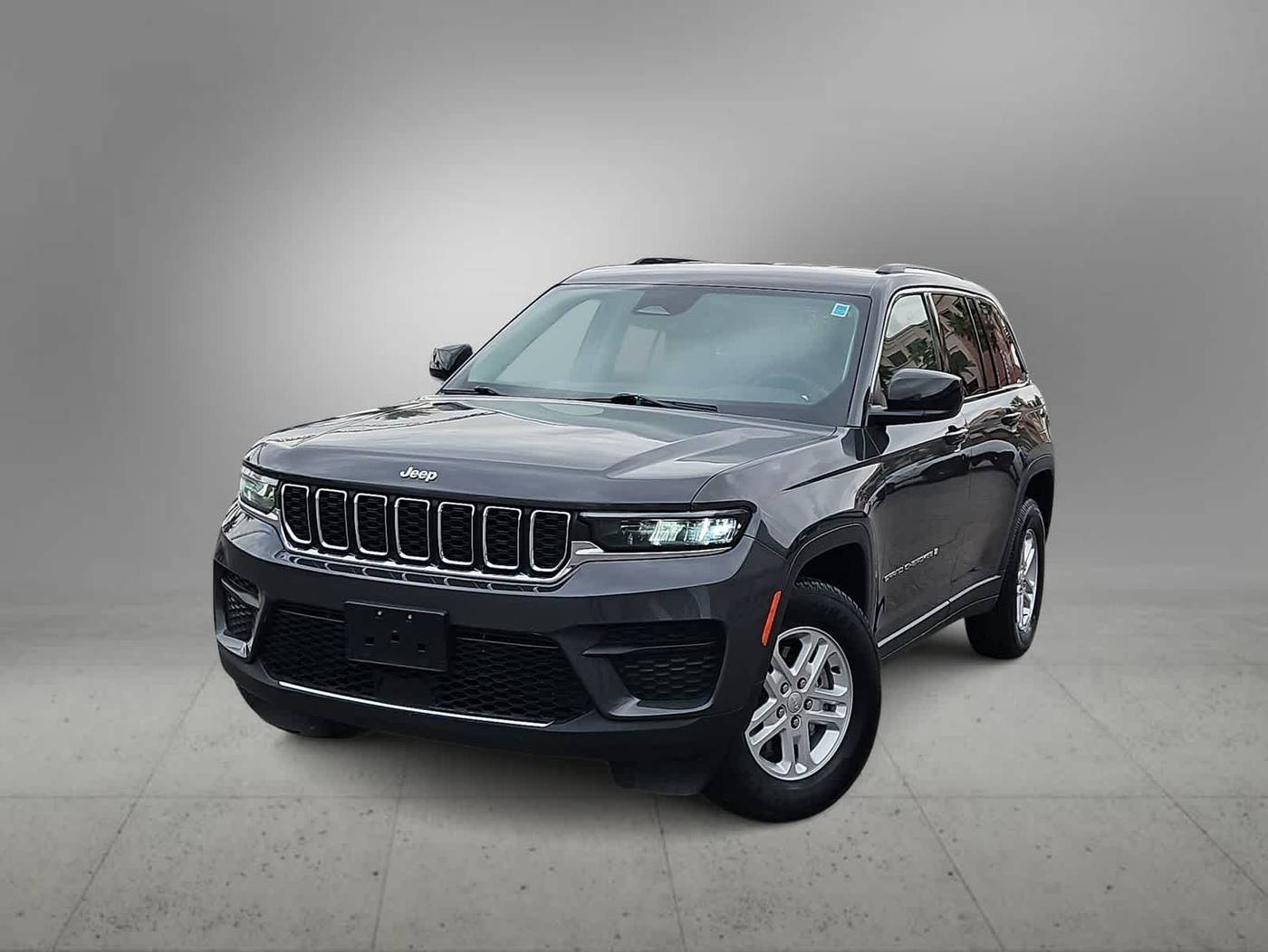 2023 Jeep Grand Cherokee Laredo — SUV — 61,121 mi — Las Vegas, NV