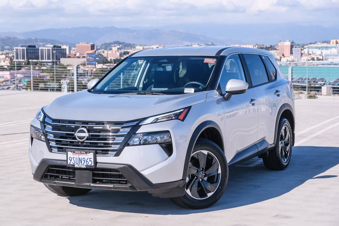 2025 Nissan Rogue SV — SUV — 7,105 mi — Los Angeles, CA