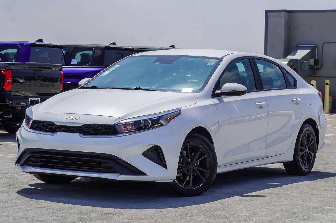 2023 Kia Forte LXS — Sedan — 41,740 mi — Los Angeles, CA