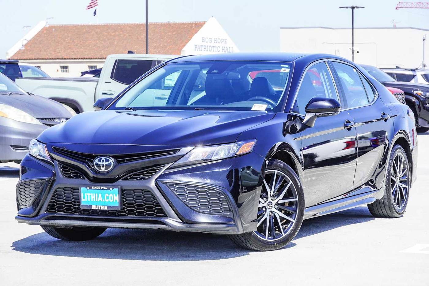 2023 Toyota Camry SE — Sedan — 40,147 mi — Los Angeles, CA